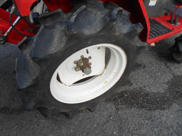 Tracteur Yanmar d'occasion de 14 chevaux – Image 7