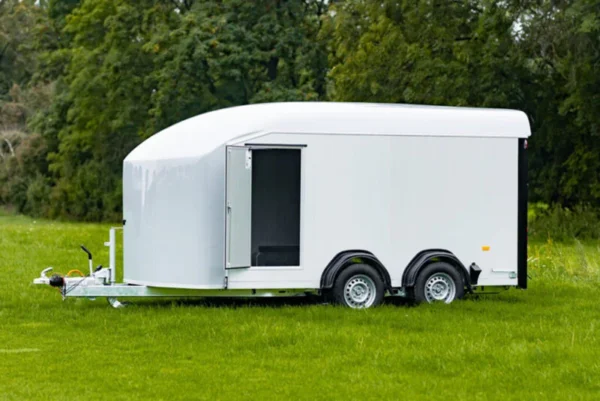 Remorque fermée en fibre ONNE L PRO – 315 x 164 x 201 cm